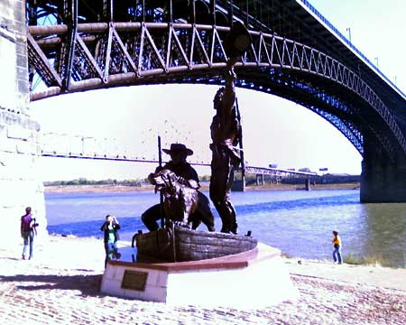 Lewis & Clark Statue